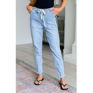NEW Judy Blue Cooper High Rise Vintage Denim Jogger Size 13/31 Tie Pockets D38